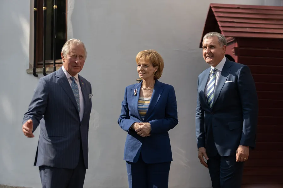 Majestatea Sa Margareta, fiica cea mare a Regelui Mihai I, și soțul său, Principele consort Radu, sunt printre invitați la încoronarea Regelui Charles al III-lea