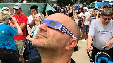 Dan Capatos a privit eclipsa din America! Reacţia fabuloasă a unui fan invidios: Poate...