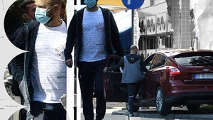 Prezentatorul de la Antenă “și-a cumpărat” trotuar. Cum “a reușit” să parcheze