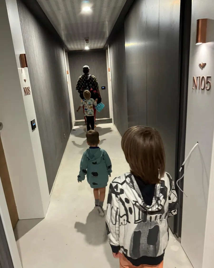 Adela Popescu este o mamă foarte dedicată