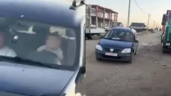 Scene incredibile în Vrancea. Un bebeluș de 11 luni conducea o mașină pe un drum public