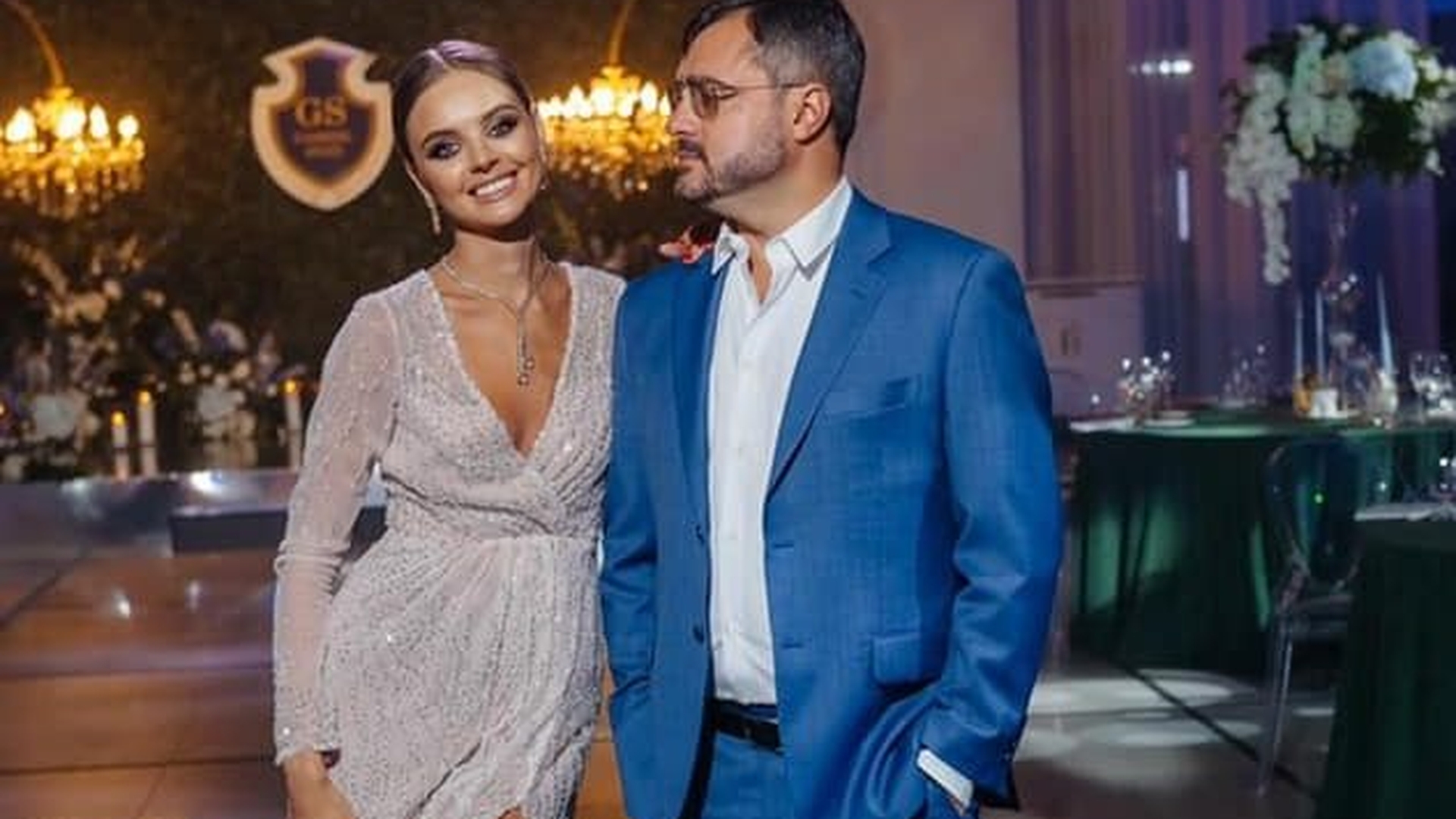 Gabriel Stati și-a sărbătorit ziua de naștere. Ce ținută sexy a purtat iubita, la petrecerea fastuoasă
