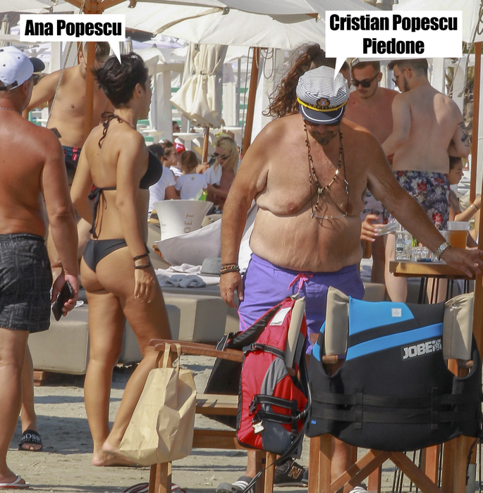 Ana Popescu, apariție de senzație pe plaja din Mamaia