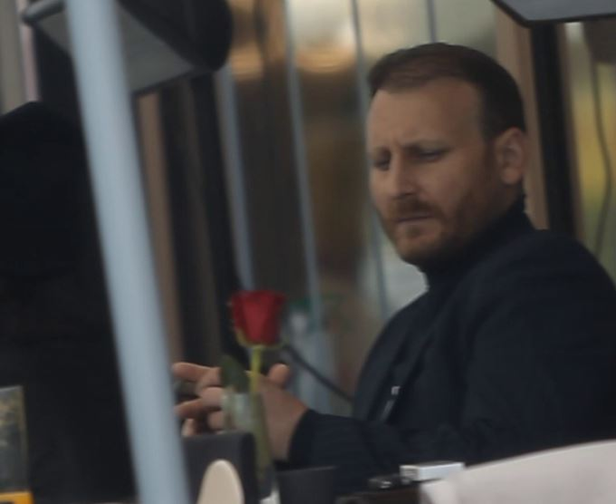 Ionuț Brîncoveanu, scene desprinse din ”Nașul”, la o terasă din București