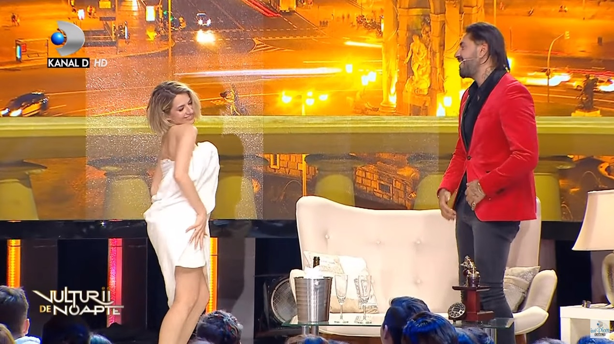 Și cu Răzvan cum rămâne!? Lidia Buble, filmată în brațele lui Connect-R