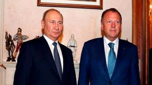 Vladimir Putin l-a vizitat pe Marius Vizer la Budapesta: „Aţi adus judo-ul la cel mai înalt nivel”