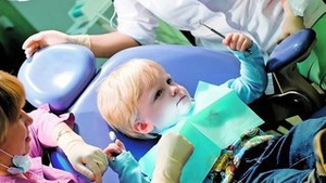 Vizita la dentist, obligatorie la un an