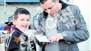 Sprijin "Din suflet, pentru suflet" pentru un baiat cu nevoi speciale. Stefan Florescu a ajutat un copil de nota 10