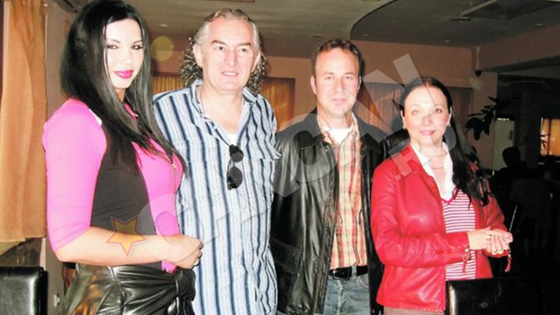 Miron Cozma si Marinela Nitu, la restaurant cu prietenii