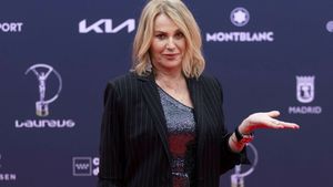 Cum arată Nadia Comăneci în costum de baie, la cei 63 de ani ai săi. Imaginile de la piscină s-au viralizat instant