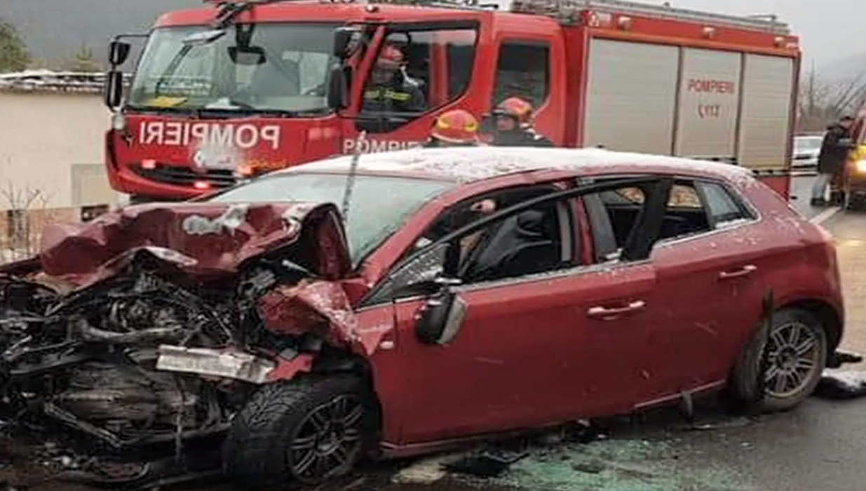 Soțul tinerei care a murit în accidentul din Bacău, apel sfâșietor: “Cu lacrimi în suflet, am rugămintea să…”. Cristina Ciurcanu și fiul ei de 5 ani au pierit pe loc