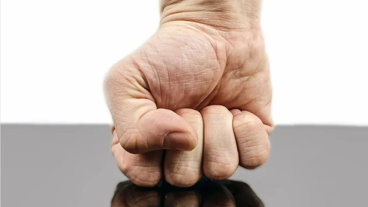 Caz terifiant în Iași. Ce pedeapsă a primit un tată care și-a ucis copilul nenăscut într-un mod brutal