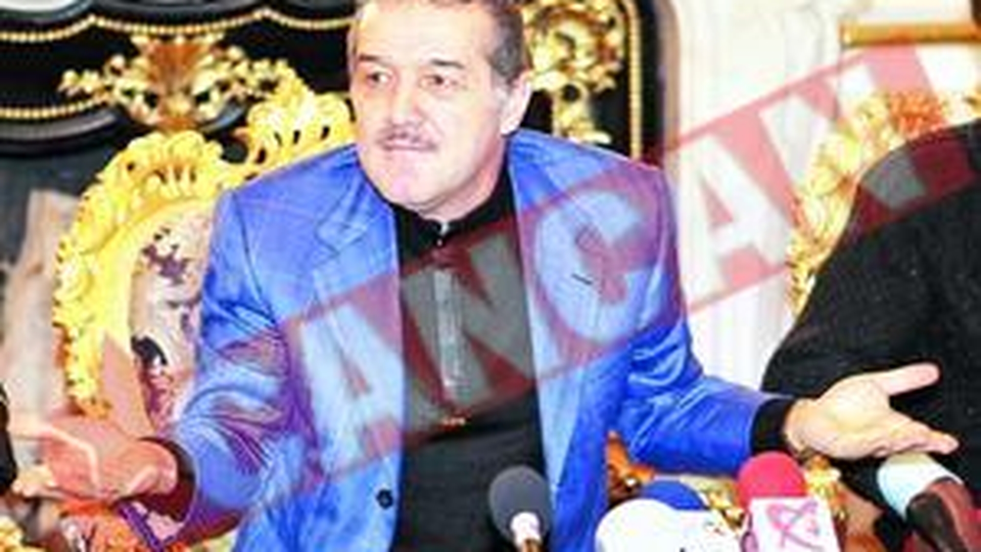 Gigi Becali, santajat