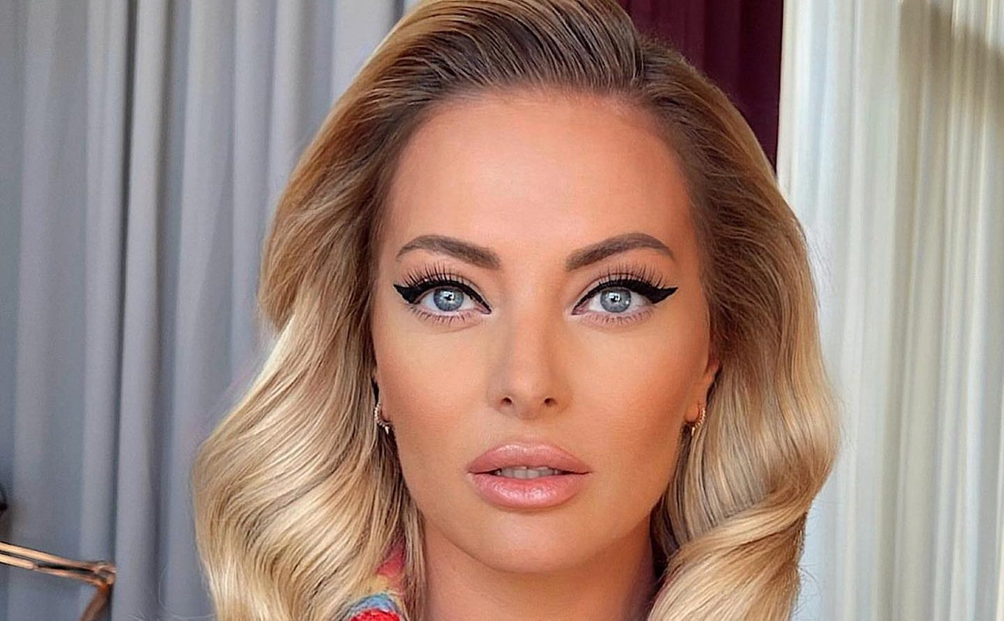 Delia, însărcinată? Prima reacţie după ce un fan a observat burtica suspectă