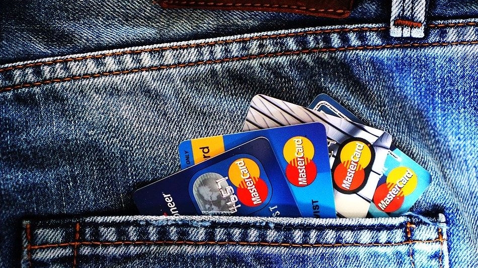 Curs valutar 22 mai 2020. Euro este în scădere, iar valoarea dolarului a crescut