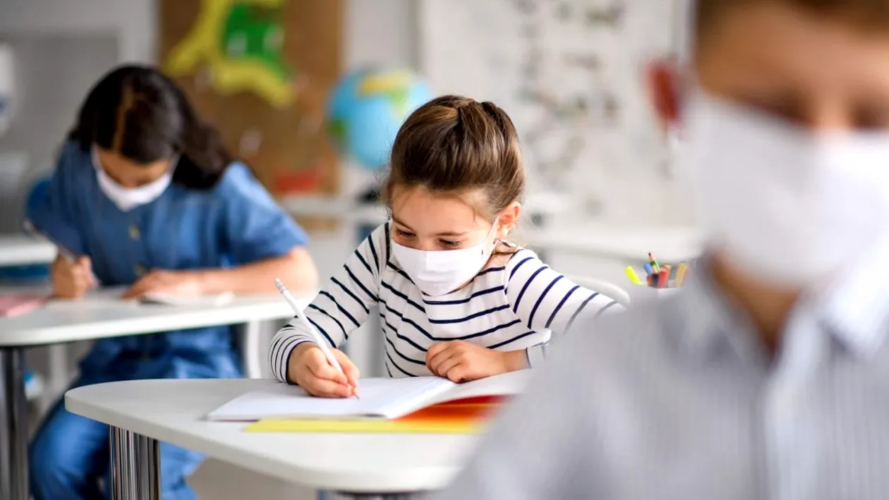 Ministerul Învăţământului din Bulgaria a decis prelungirea anului şcolar