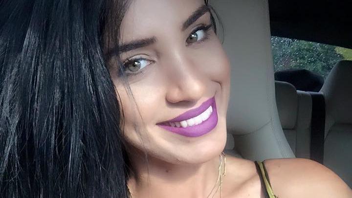 Prima imagine cu ADELINA PESTRIŢU după zvonurile că ar fi însărcinată. Burtica e din nou la vedere! „O să faci un bebe...“