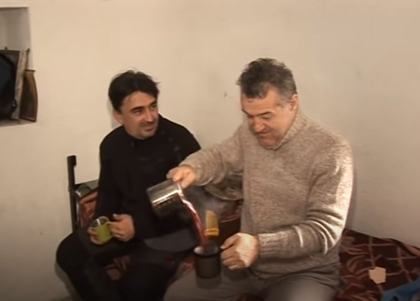 sursa: youtube