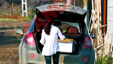 Se muta printre muntii de moloz