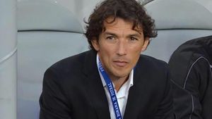 George Ogăraru şi-a găsit o ocupaţie surprinzătoare după ce s-a lăsat de fotbal! Ce face acum