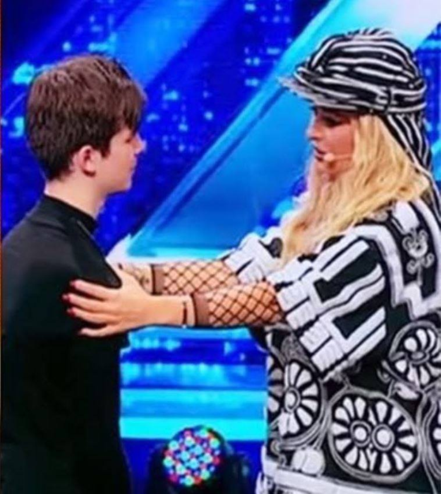 Delia, în doliu! Fostul concurent X Factor s-a sinucis! S-a aflat motivul: “Nimeni nu este întrebat când…”