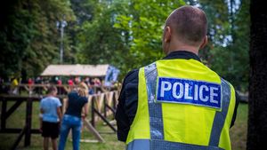 Drama unui român din Spania! A fost legat, bătut și jefuit de o femeie pe care a cunoscut-o pe internet