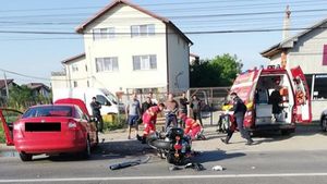 Grav accident pe DN1. Un motociclist a fost lovit în plin de un autoturism