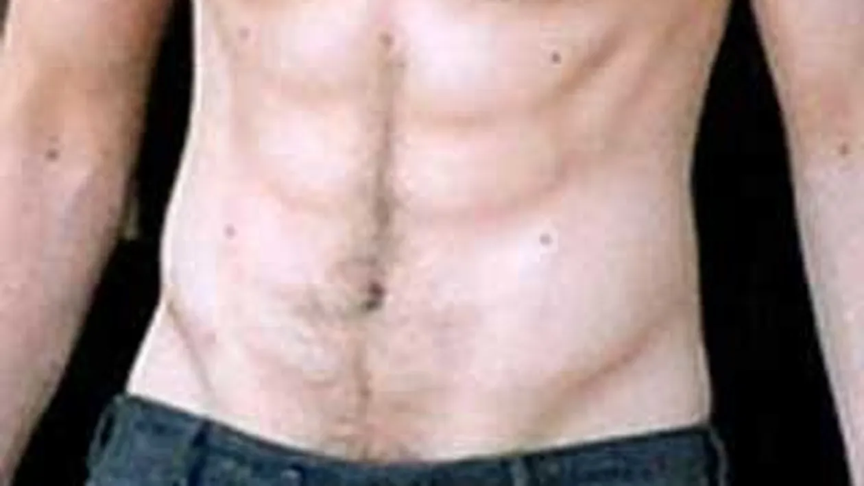 El e cel mai sexy barbat din lume! Merita titlul? Vezi Top 10!