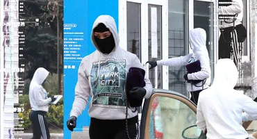 Ex-logodnica lui Pastramă se dezinfectează cu… parfum + Nu îi mai arde de dragoste “Mă simt ca la pușcărie, fără faptă”
