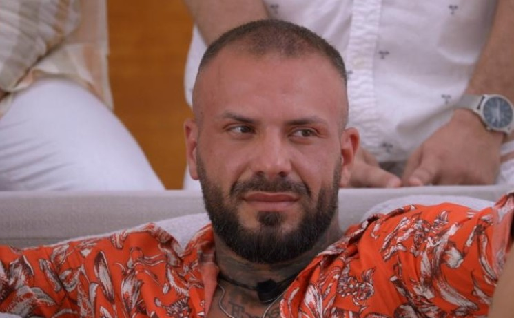 Narcis Bujor, acuzat de fani că și-a înjectat buzele! Ce intervenții estetice și-ar fi făcut ispita de la Insula Iubirii, de fapt