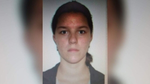 Alertă în România! Dacă o vedeți pe tânăra din imagine, sunați de urgență la 112!