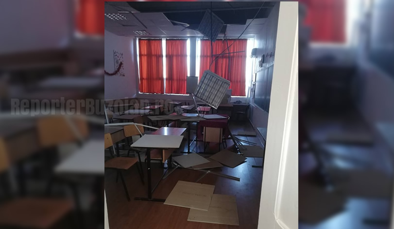 Tavan prăbușit peste elevii unui liceu din Buzău!
