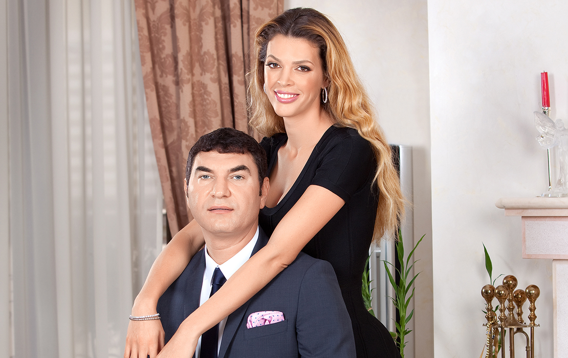 Însărcinată cu gemene, Valentina Pelinel a avut parte de o super supriză în weekend. “Așa cum am visat!” Cu cine s-a fotografiat blondina