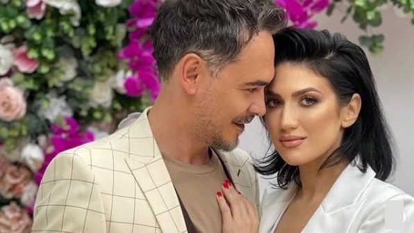 S-au căsătorit în secret!? Imaginea cu Răzvan Simion și Daliana Răducan i-a pus pe gânduri pe internauți. FOTO