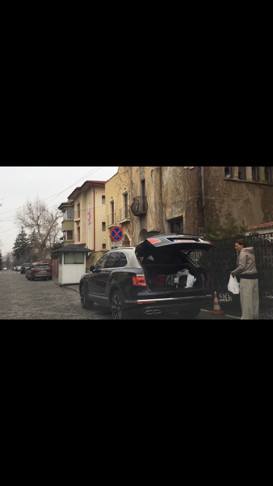 Porsche-ul Cayenne S al familiei Peneș
