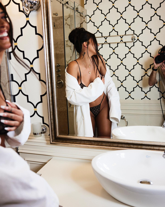 Antonia s-a pozat sexy (Foto: Facebook)