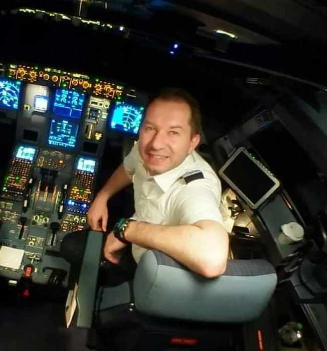 Mihai Sturzu de la HI-Q s-a lăsat de muzică și s-a făcut pilot! Cum i s-a schimbat viața
