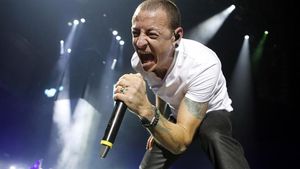 CHESTER BENNINGTON a făcut mărturisiri incredibile în ultimul interviu pe care l-a acordat înainte să-şi pună capăt zilelor: „Am ales să lupt pentru ceea ce-mi doresc“