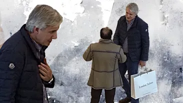 Un milionar celebru l-a ”sechestrat” pe șeful banilor din România!