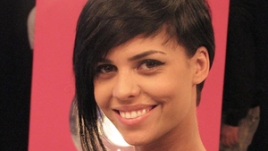 Andreea Popescu, cu fundul si tatuajele la vedere! Cu posteriorul asta baga in boala orice barbat