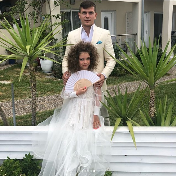 Anamaria Prodan, rochie albă spectaculoasă la nunta lui Alexandru Bourceanu! Soția fotbalistului a strălucit în ziua nunții