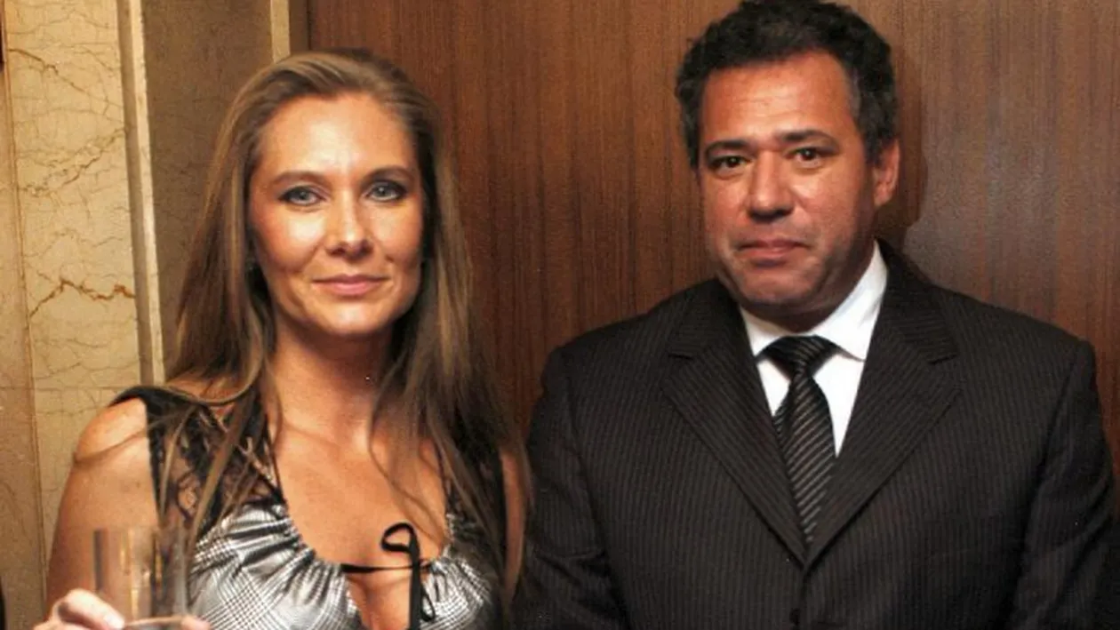 Scandalul pe vila lui Adrian Iovan continuă! Romanița Iovan și fosta iubita a pilotului se reîntalnesc în instanță, la 4 ani după accidentul din Apuseni!