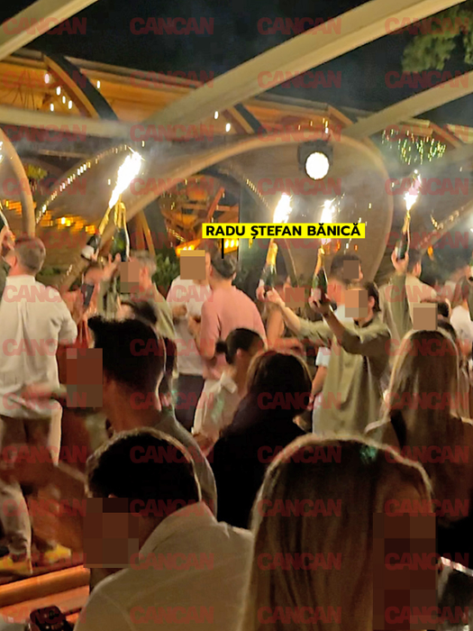 Radu Ștefan Bănică, distracție cu amicii în club. Foto: CANCAN.RO