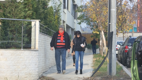 Gino Iorgulescu vrea sa-l insoare pe Mario si ii cauta apartament
