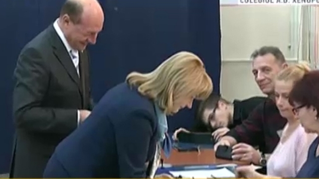Presedintele Traian Basescu A VOTAT! “Simt ca mi-am luat o greutate din spate!”