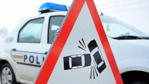 Doi politisti locali aflati in misiune, la spital in urma unui accident produs in Galati