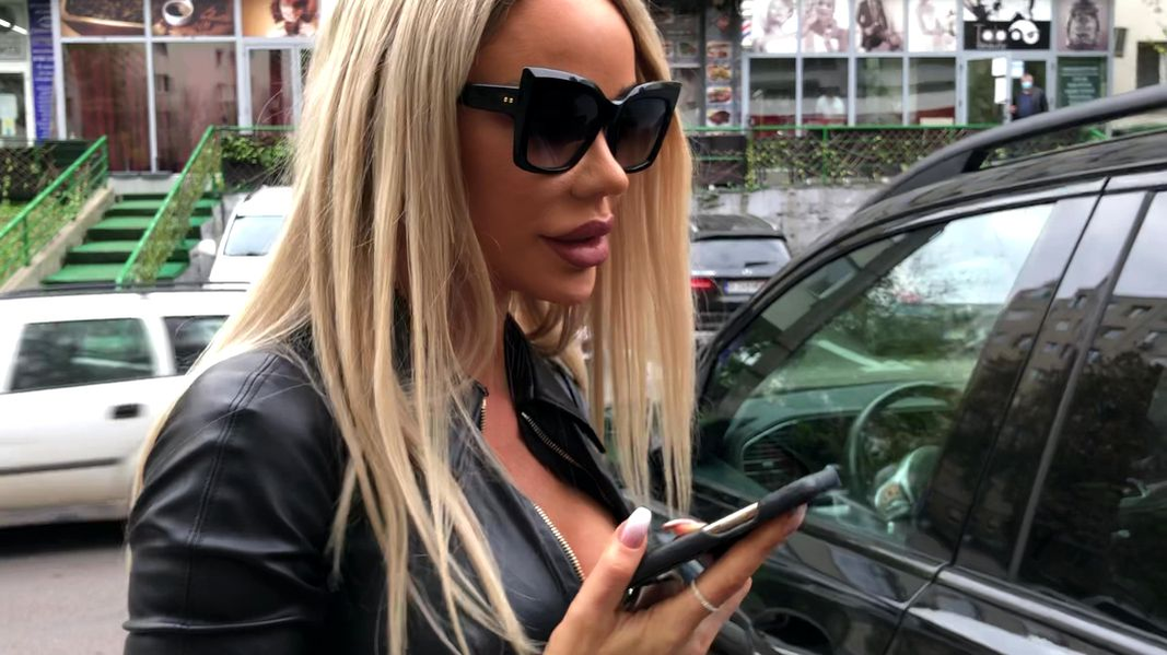 Bianca Drăgușanu s-a tunat din nou