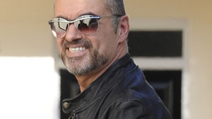 George Michael vede efectele pozitive ale renuntarii la droguri! A slabit 7 kilograme!