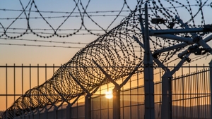 Un român s-a întors în Italia pentru o nuntă și a ajuns direct în închisoare! A fost eliberat după 39 de zile