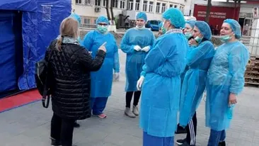 18 asistente medicale din creșele din Bacău, în linia întâi a războiului cu noul coronavirus după ce au fost trimise în șomaj tehnic
